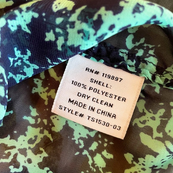 Creative Commune navy & turquoise patterned top - Picture 9 of 11